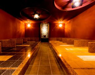 『潮芦屋温泉 スパ水春』大人入館料+岩盤浴+日替わり九升弁当